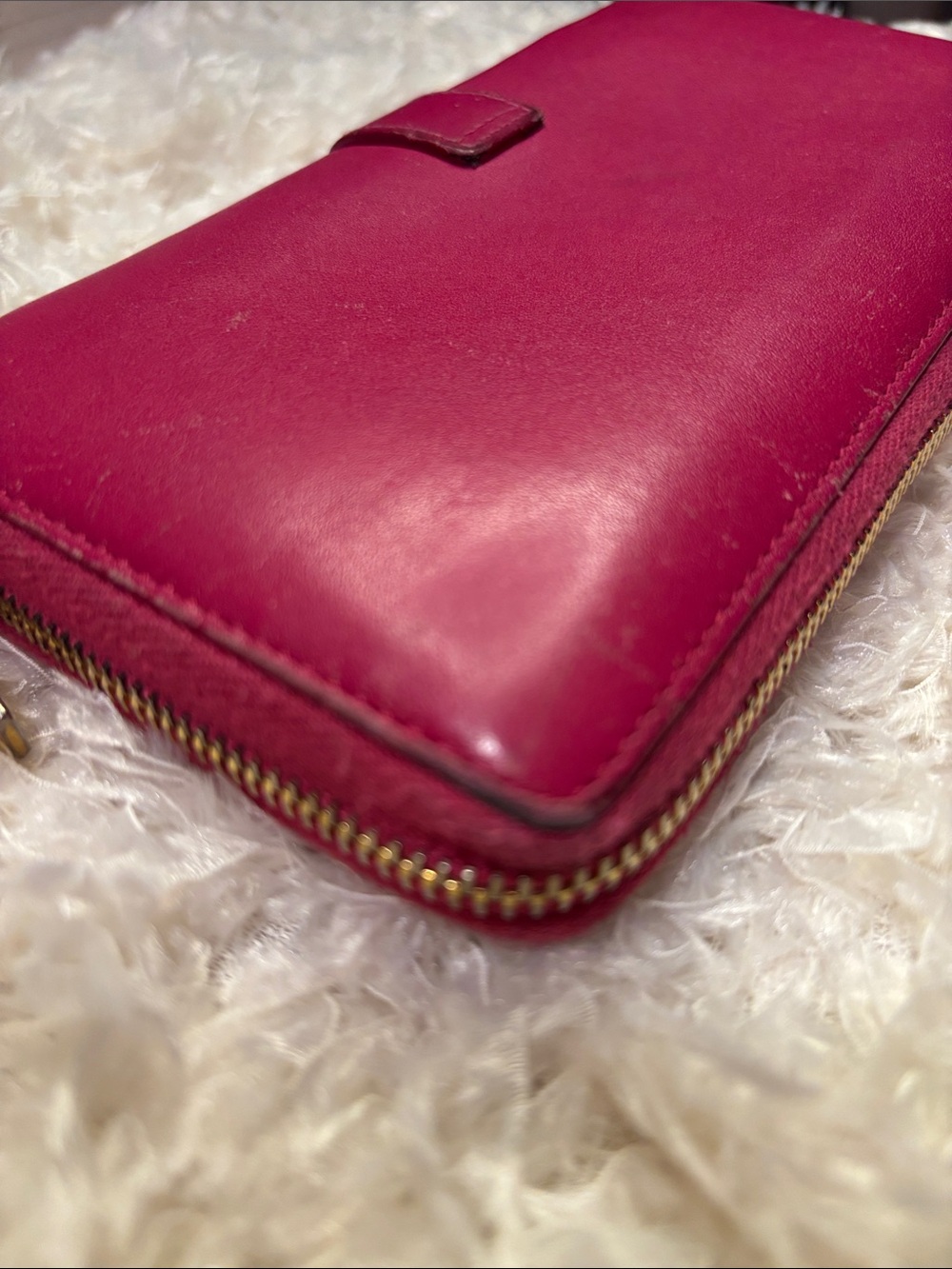 Saint Laurent Classic Y Ligne Zip Around Wallet in fuchsia pink - Picture 6 of 16